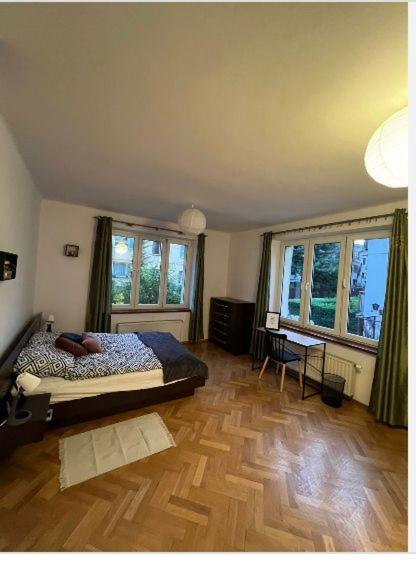 Cheerful 3 Bedroom City House كراكوفيا المظهر الخارجي الصورة